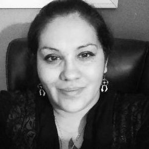 Meet your Posher, Eva lee